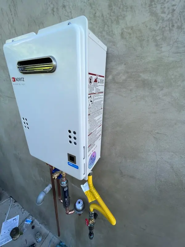 Tankless water heater installation for Mons homes